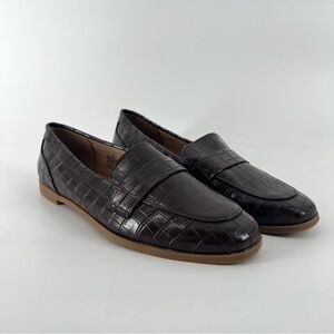 Old Navy Brown Croc-Embossed Women's Loafers - Size 9